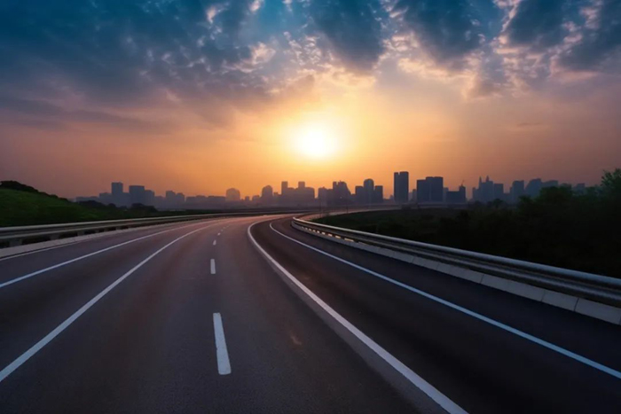 又是2臺！叒是首都！徐工兩米銑刨機現(xiàn)身京哈高速