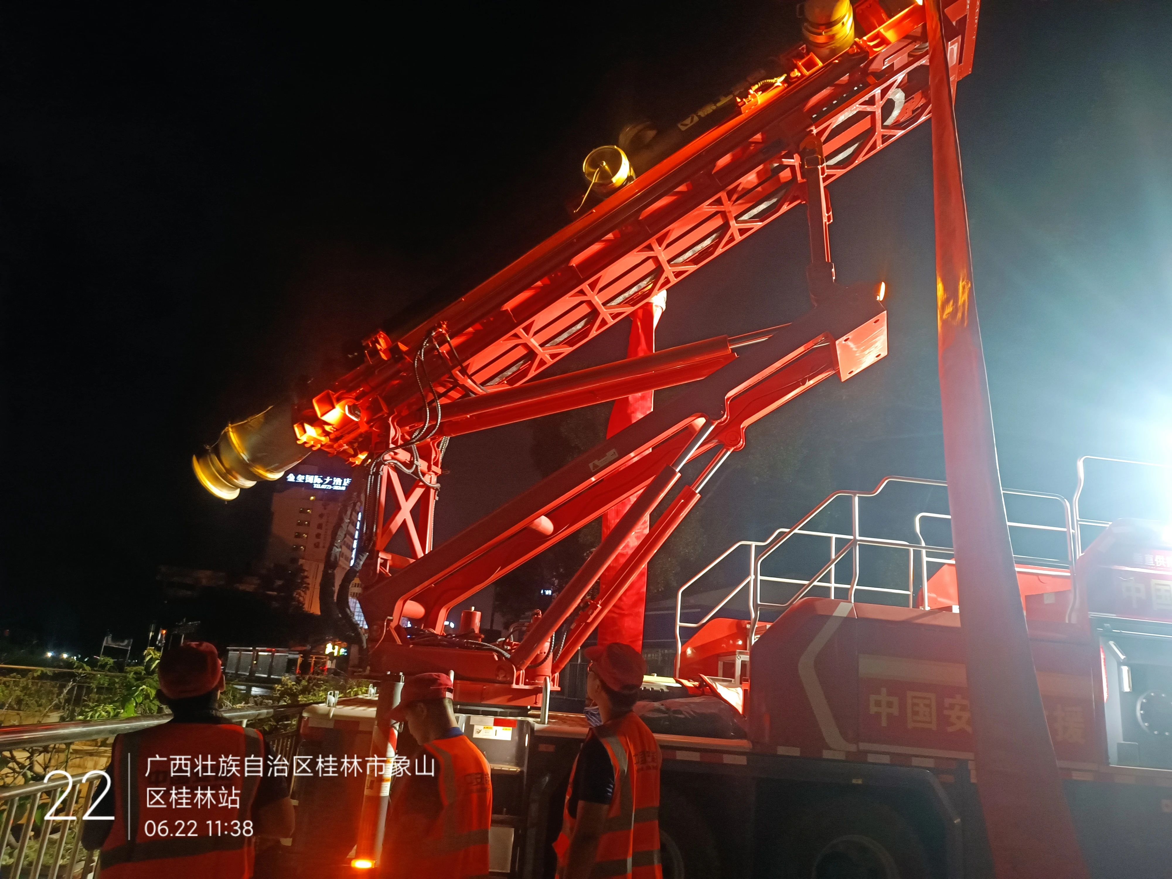 桂林洪水！徐工多臺排澇應(yīng)急裝備全力迎戰(zhàn)!