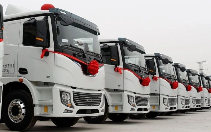 批量交付、千臺(tái)訂單！徐工新能源重卡“豫”見綠色未來