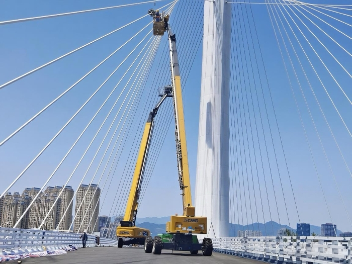 穩(wěn)如磐石！XGS70K毫米級(jí)守護(hù)博士大橋“生命線”！