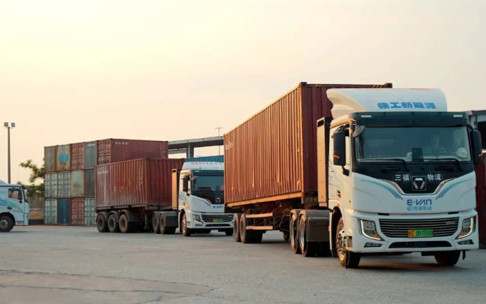 零碳實錄！徐工新能源重卡刷新港口物流“含綠量”