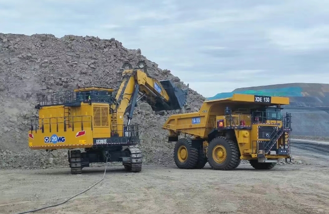 效率王者！徐工超級(jí)裝備征戰(zhàn)高原銅礦