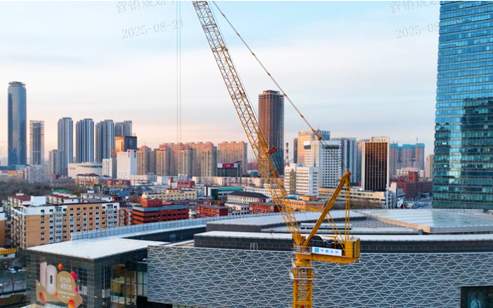 助建摩天雙子塔 | 徐工動(dòng)臂塔機(jī)閃耀“云端”