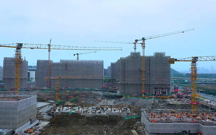 筑夢(mèng)云谷 徐工群塔“點(diǎn)亮”西湖大學(xué)