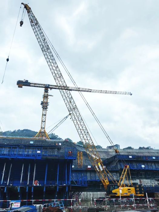 方寸之地擎千鈞！XGC110A鋼筋森林上演“精準(zhǔn)穿針”