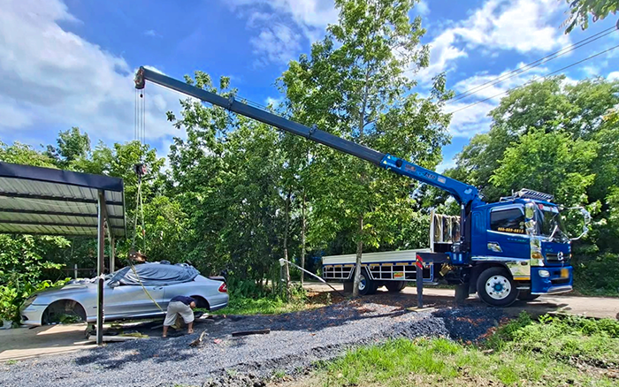 東南亞基建 “頂流”，徐工隨車吊高效穩(wěn)定安全圈粉無數(shù)