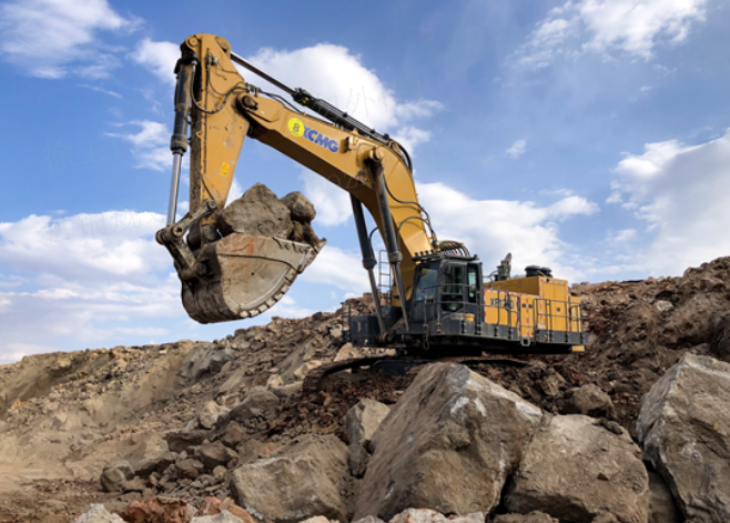 超級(jí)客戶再突破！徐工超大噸位礦用挖掘機(jī)征戰(zhàn)內(nèi)蒙