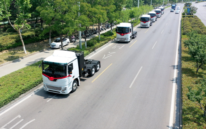 綠潮涌動、“碳”索未來！徐工新能源牽引車助力河南！