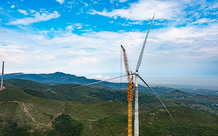 四冠王者 | 徐工XGL3300-220S風(fēng)電動(dòng)臂塔機(jī)再顯神威！