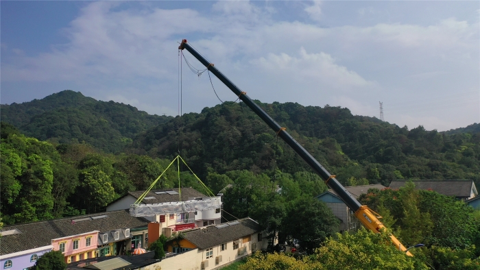 46米跨距吊3天！徐工G2代四橋130噸“闖入”影視圈！